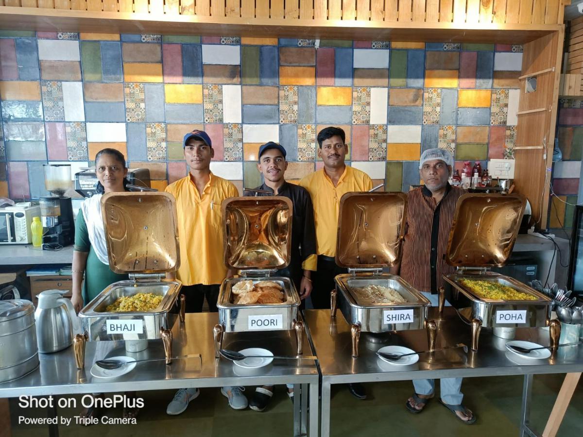 Hotel Highway Inn Andheri East Mumbai Eksteriør bilde