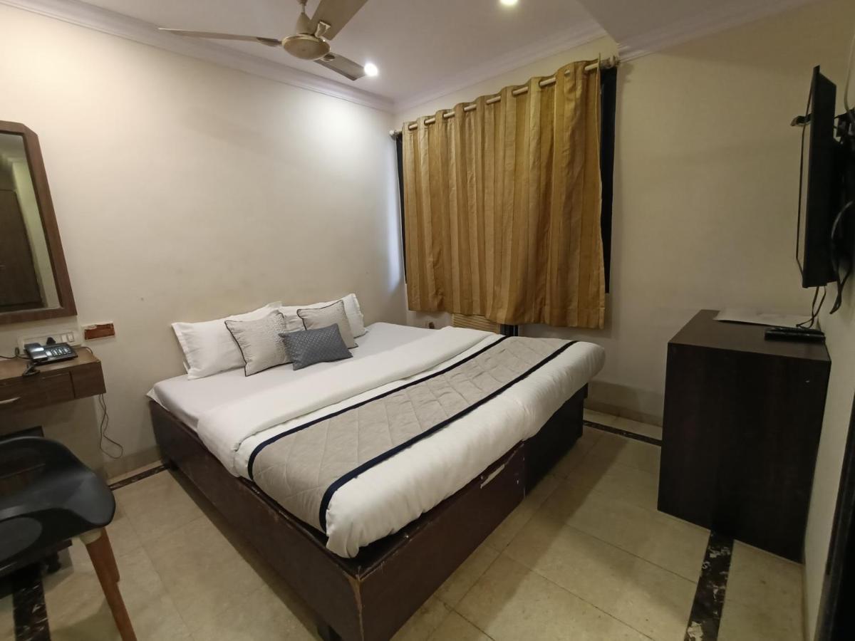Hotel Highway Inn Andheri East Mumbai Eksteriør bilde