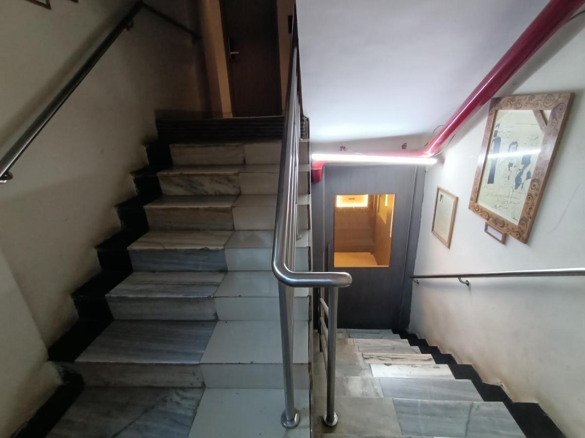 Hotel Highway Inn Andheri East Mumbai Eksteriør bilde