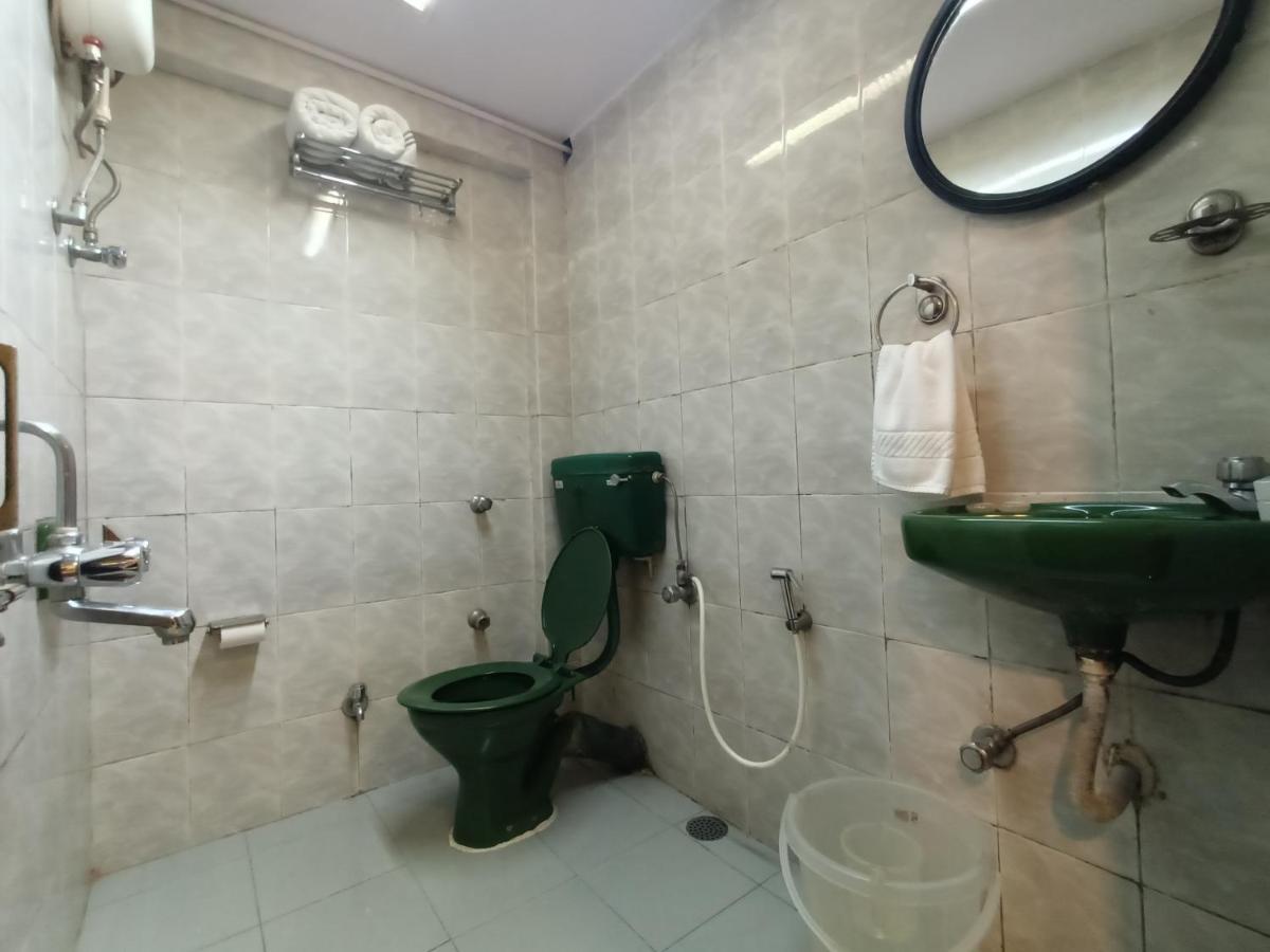 Hotel Highway Inn Andheri East Mumbai Eksteriør bilde