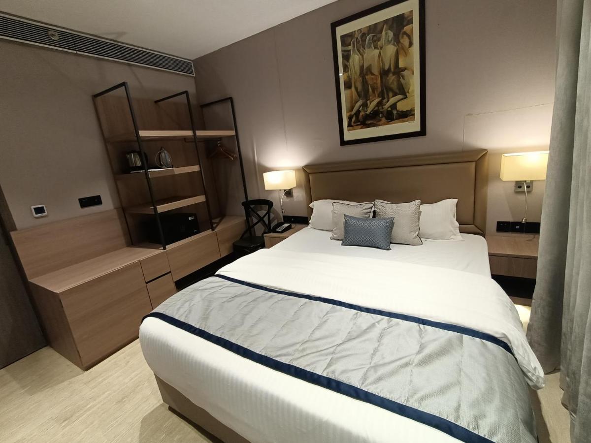 Hotel Highway Inn Andheri East Mumbai Eksteriør bilde