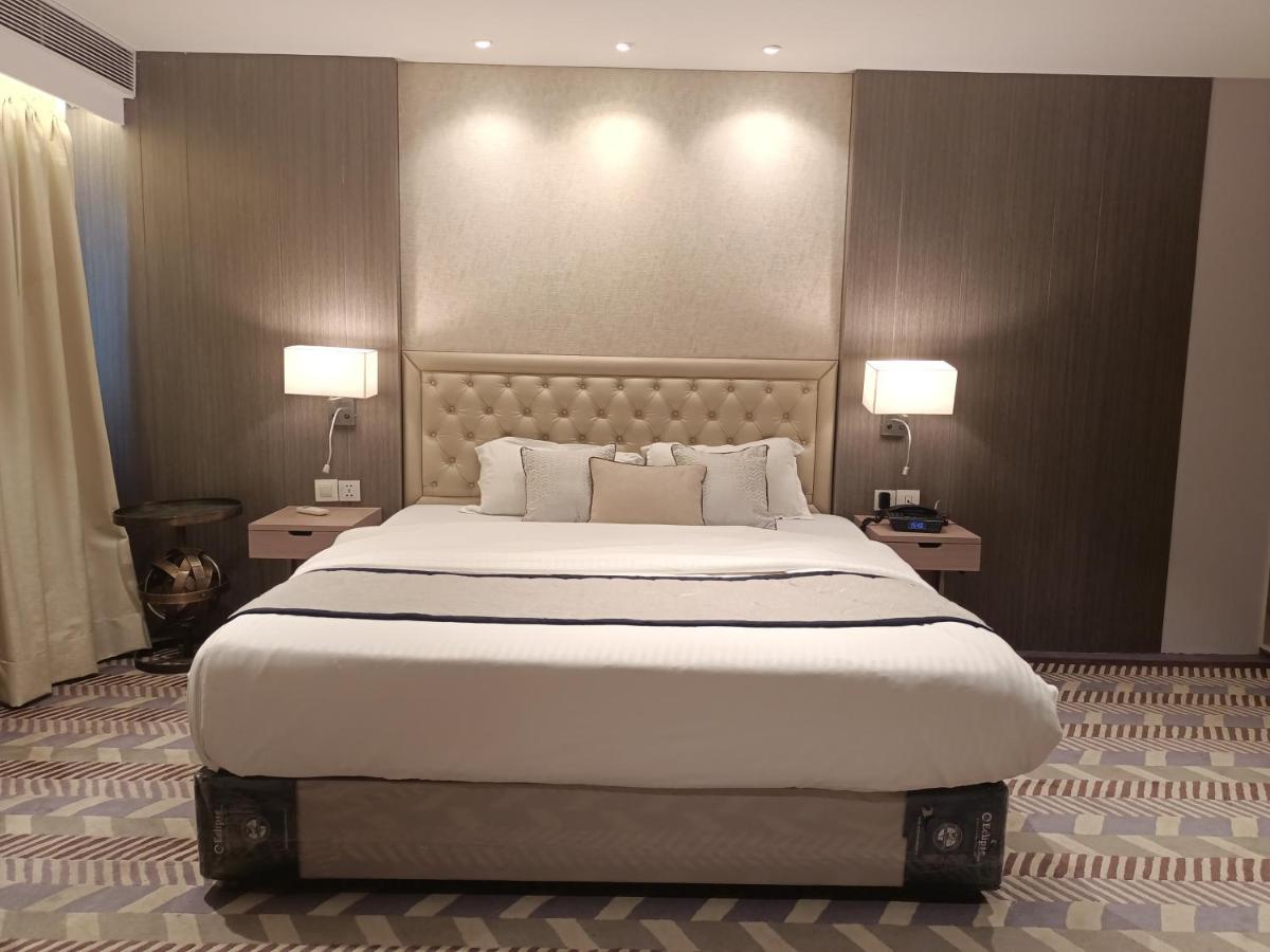Hotel Highway Inn Andheri East Mumbai Eksteriør bilde
